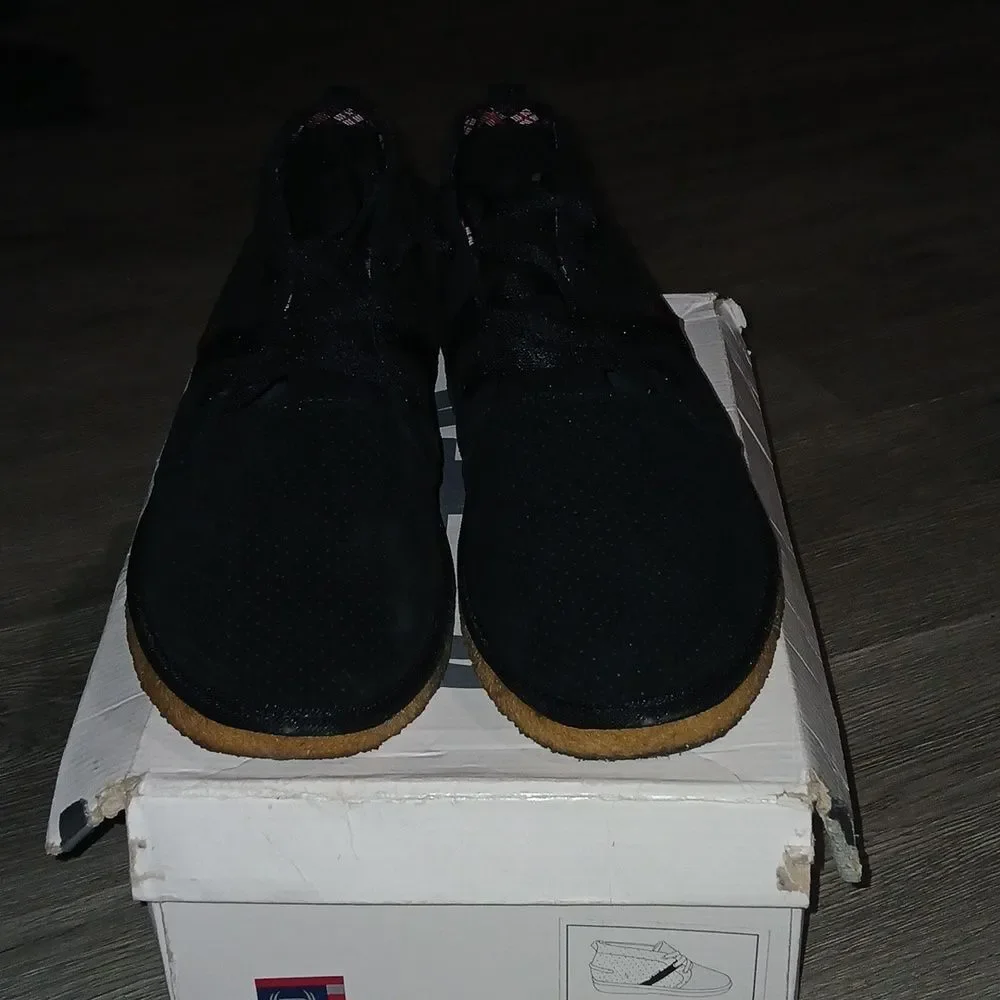 Phat Farm Pipeline Perforated Black suede leather chukka boots Sz 10.5 EUC